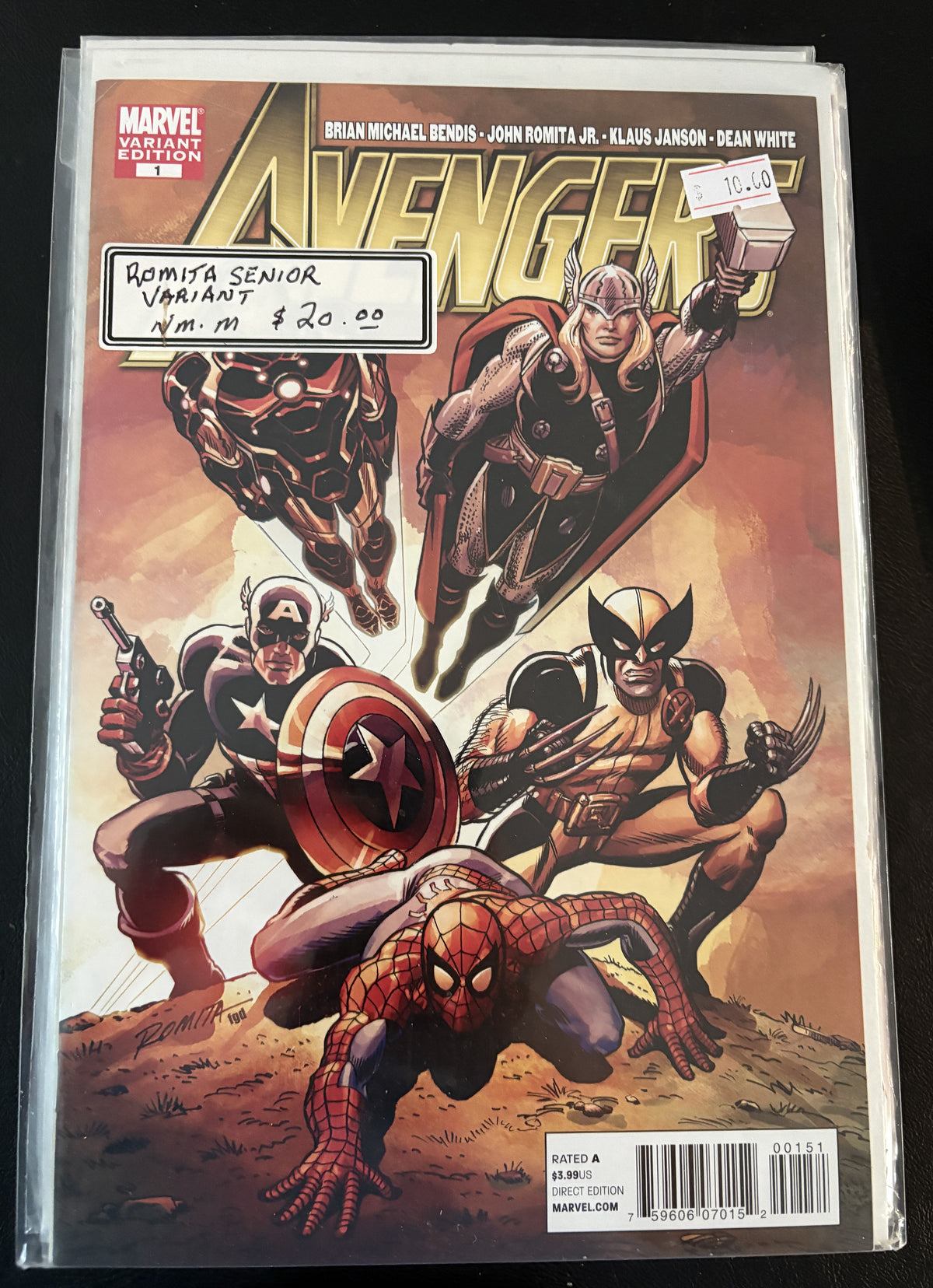 Avengers (2010 series) 1 NM