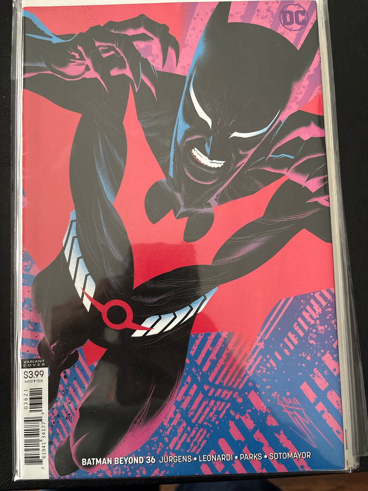 Batman Beyond Vol. 6 (2016) 36 NM