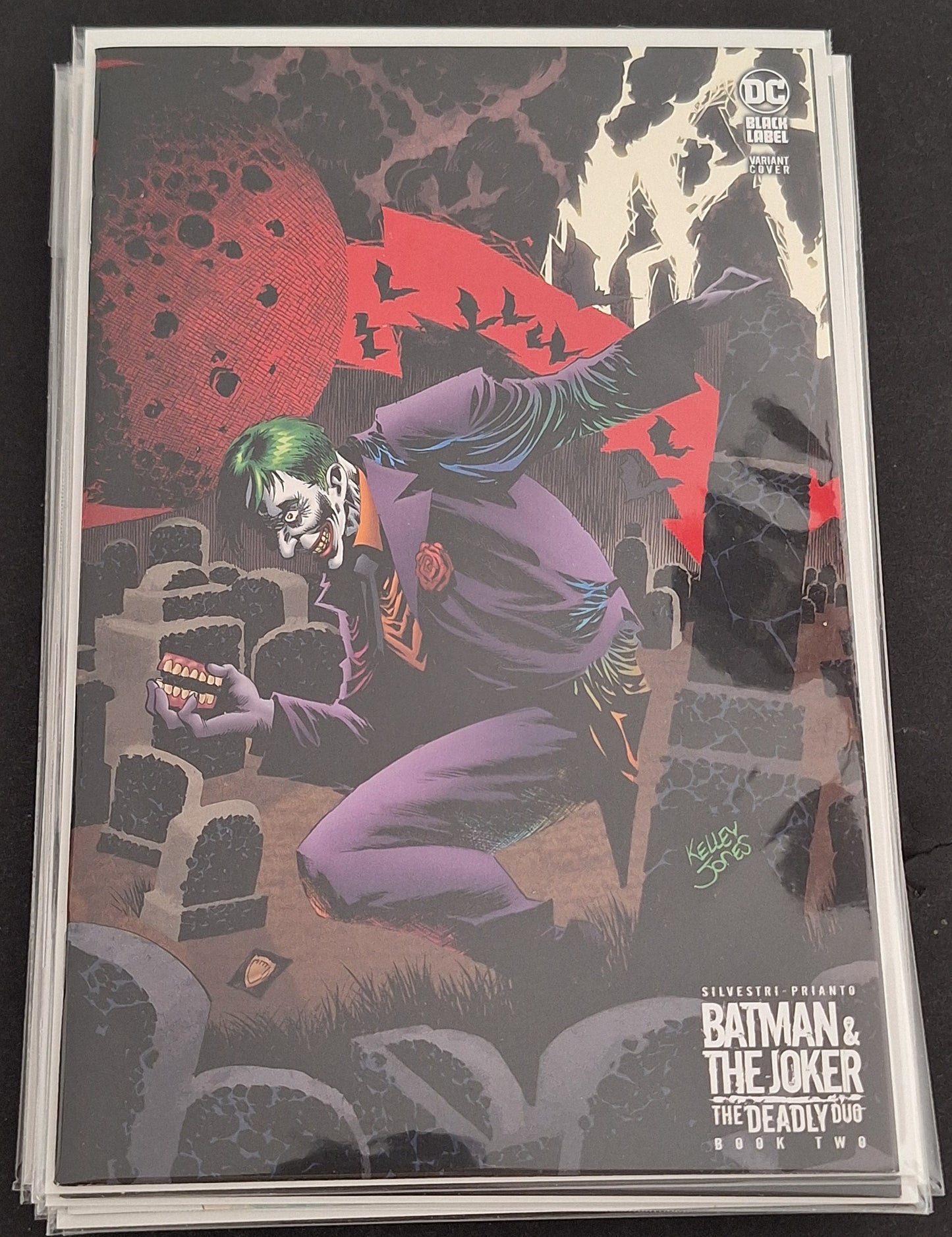 Batman & The Joker: The Deadly Duo 2 NM